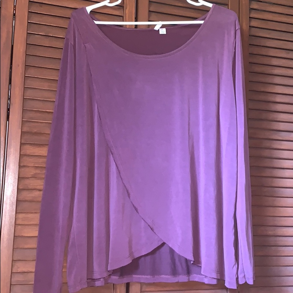 Front slit long sleep tee